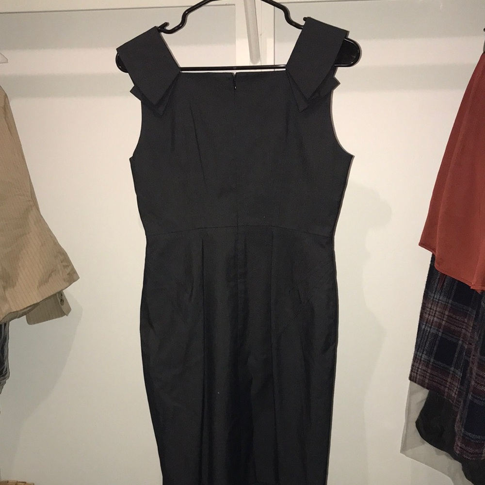 Banana Republic NWT Classic Gray Sheath Dress - Picture 4 of 4